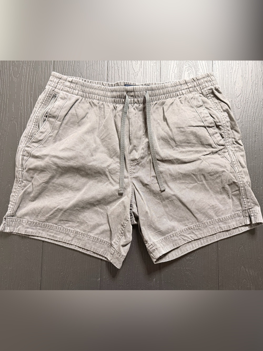 Abercrombie & Fitch Light Gray Elastic Waist Shorts